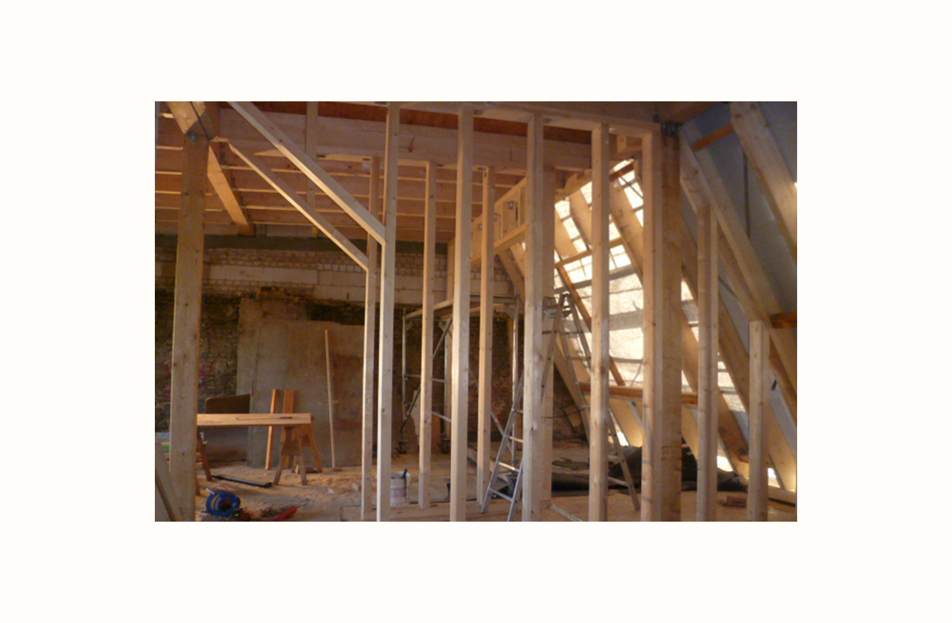 Restaurierung Dachstuhl Stutti2 Wohnungen zu verkaufen am Stuttgarter Platz 2